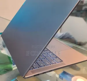 New Laptop Lenovo 16GB AMD Ryzen 7 SSD 512GB