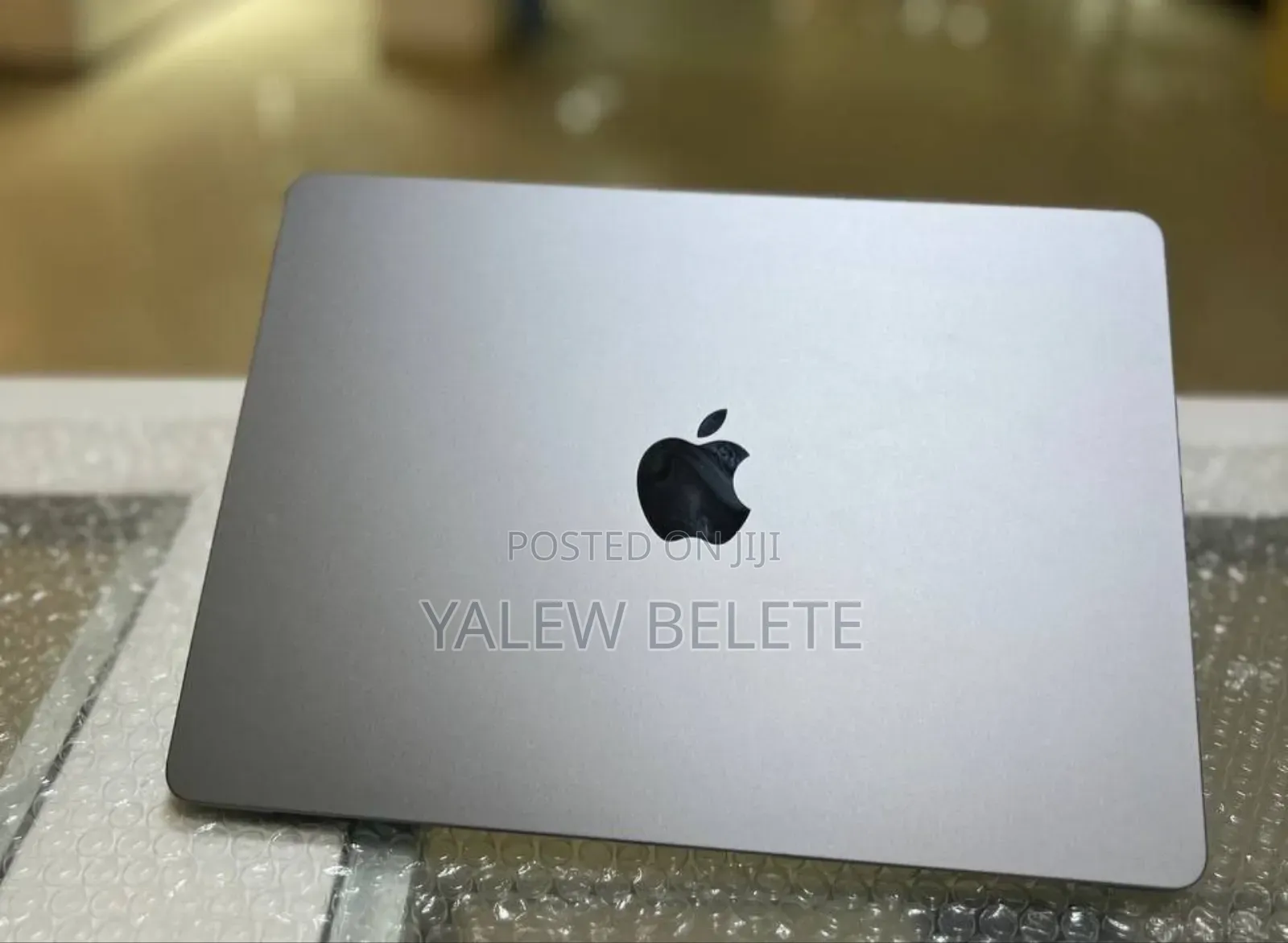 New Laptop Apple MacBook Air 2022 M2 8GB Apple M2 SSD 256GB