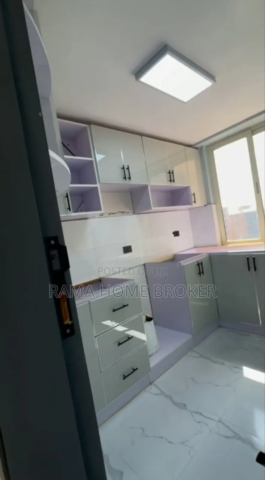 Furnished 2bdrm Condo in አያት 40/60 ኮንዶሚኒየም, Yeka for sale