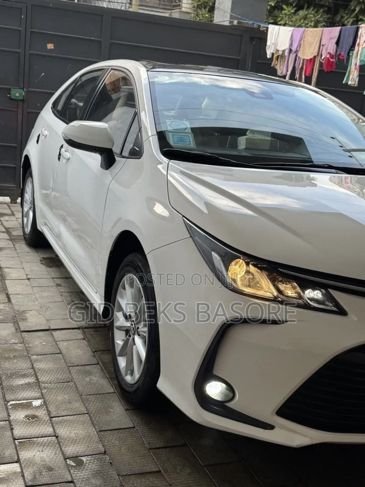 Toyota Corolla 2022 White