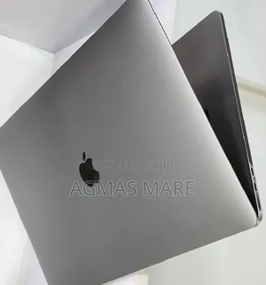 New Laptop Apple MacBook Pro 2018 32GB Intel Core i7 SSD 512GB