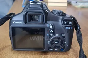 የሚሸጥ ካሜራ Canon Camera 1100d