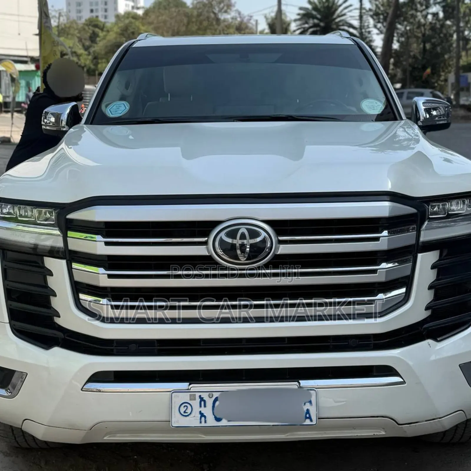 Toyota Land Cruiser 2023 White