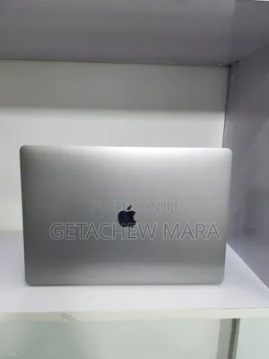 New Laptop Apple MacBook 2016 16GB Intel Core i7 SSD 512GB