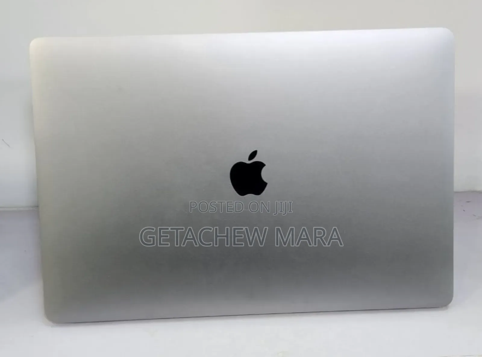 New Laptop Apple MacBook 2018 32GB Intel Core i9 SSD 512GB
