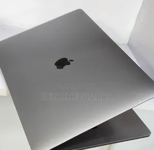 New Laptop Apple MacBook 2018 32GB Intel Core i9 SSD 512GB