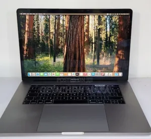 New Laptop Apple MacBook 2018 32GB Intel Core i9 SSD 512GB