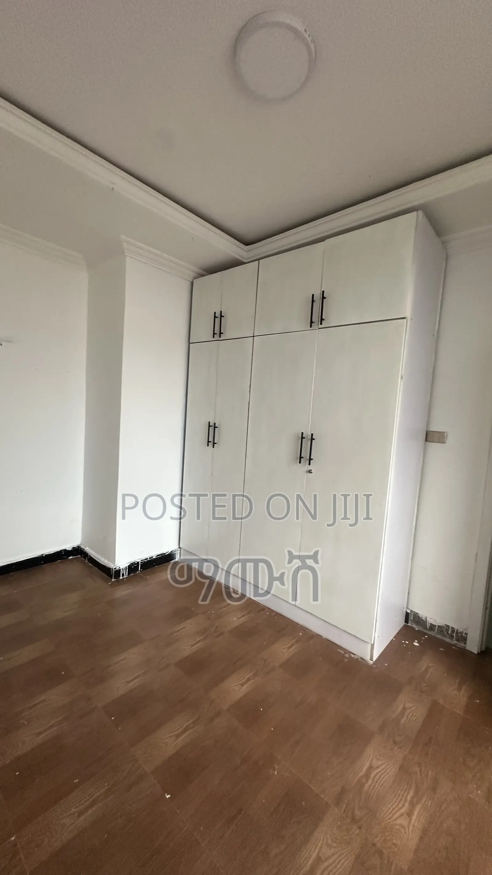 Furnished 3bdrm Condo in አያት 40/60 ኮንዶሚኒየም, Bole for sale