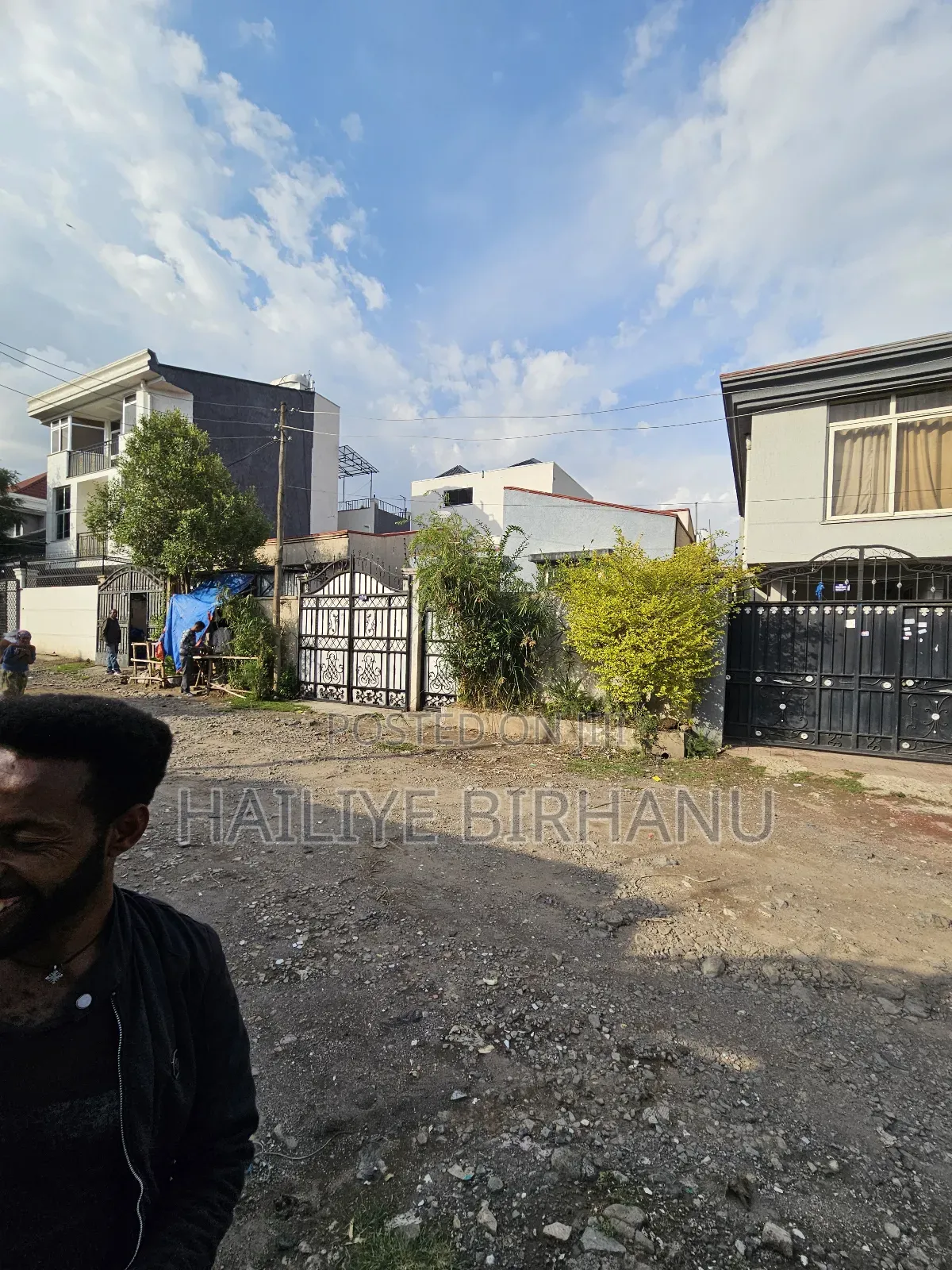 12bdrm Apartment in ፎቅ, Yeka for sale