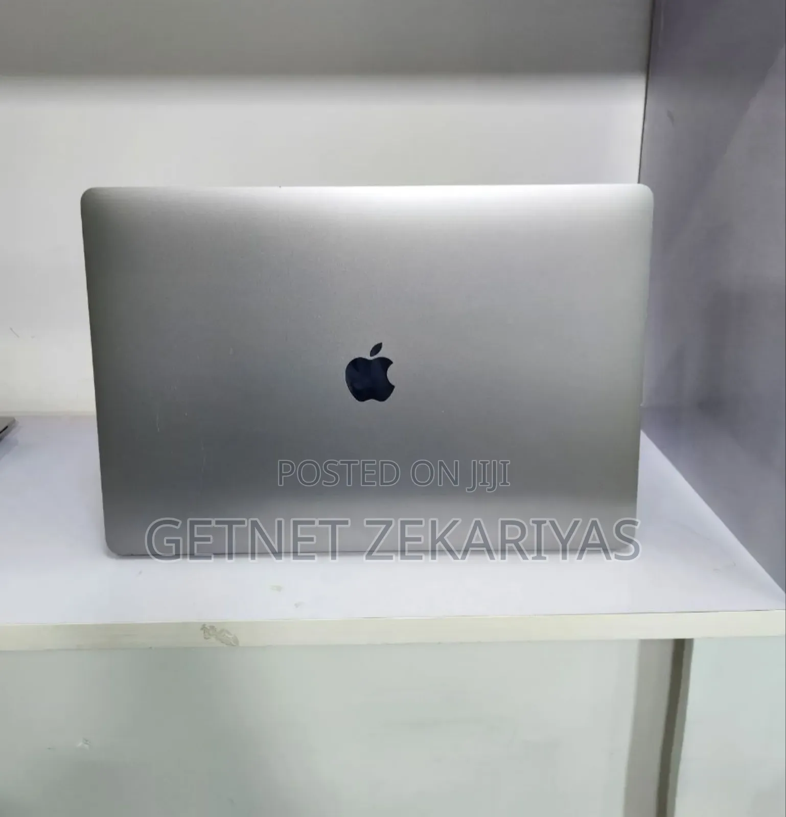 New Laptop Apple MacBook Pro 2016 16GB Intel Core i7 SSD 512GB
