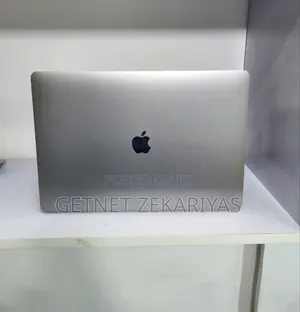 New Laptop Apple MacBook Pro 2016 16GB Intel Core i7 SSD 512GB
