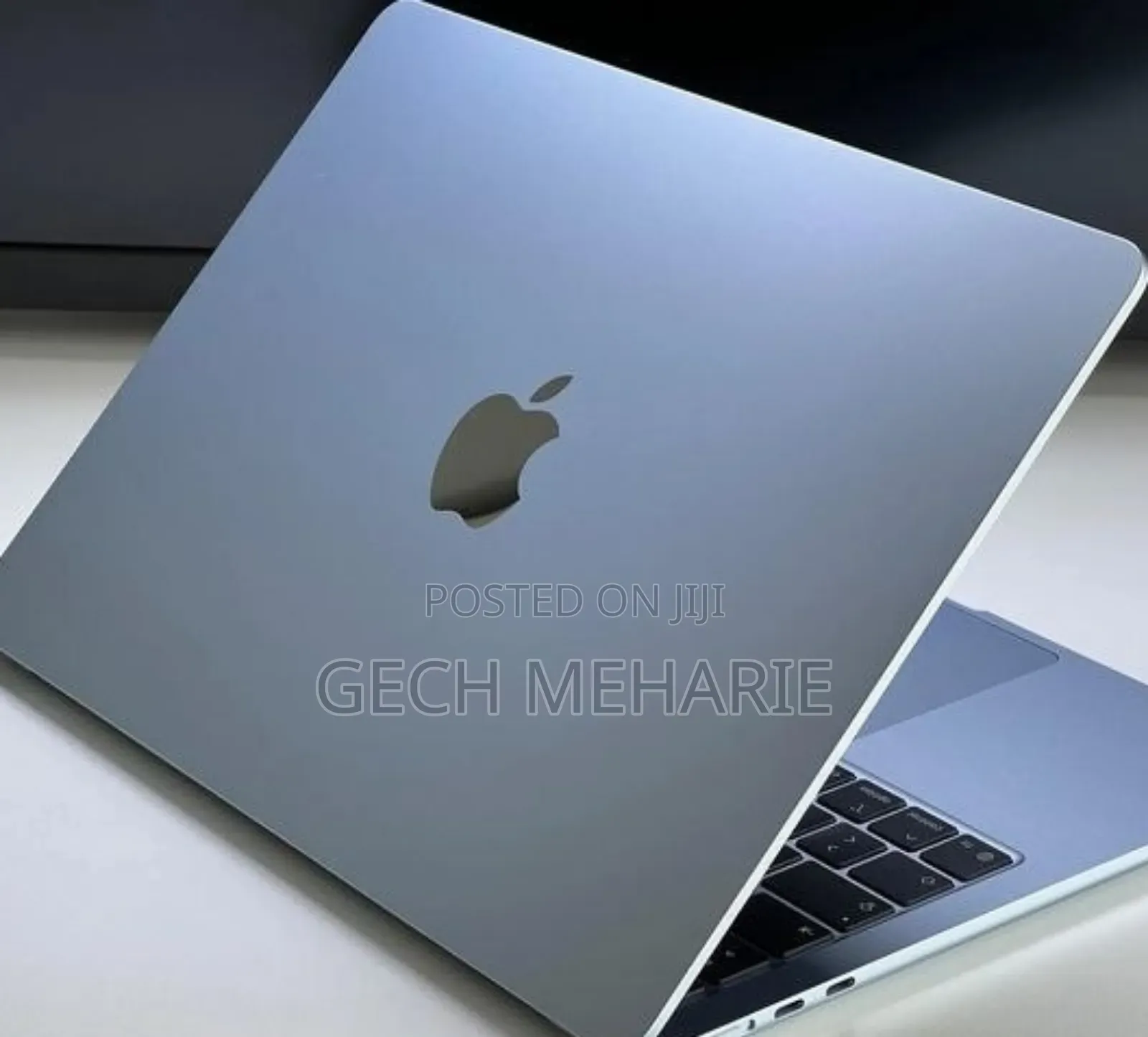 New Laptop Apple MacBook Air 2025 M4 13-inch 16GB Apple M4 SSD 256GB