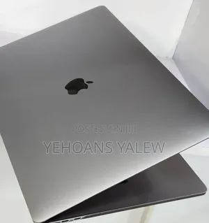 New Laptop Apple MacBook Pro 2018 32GB Intel Core i9 SSD 512GB