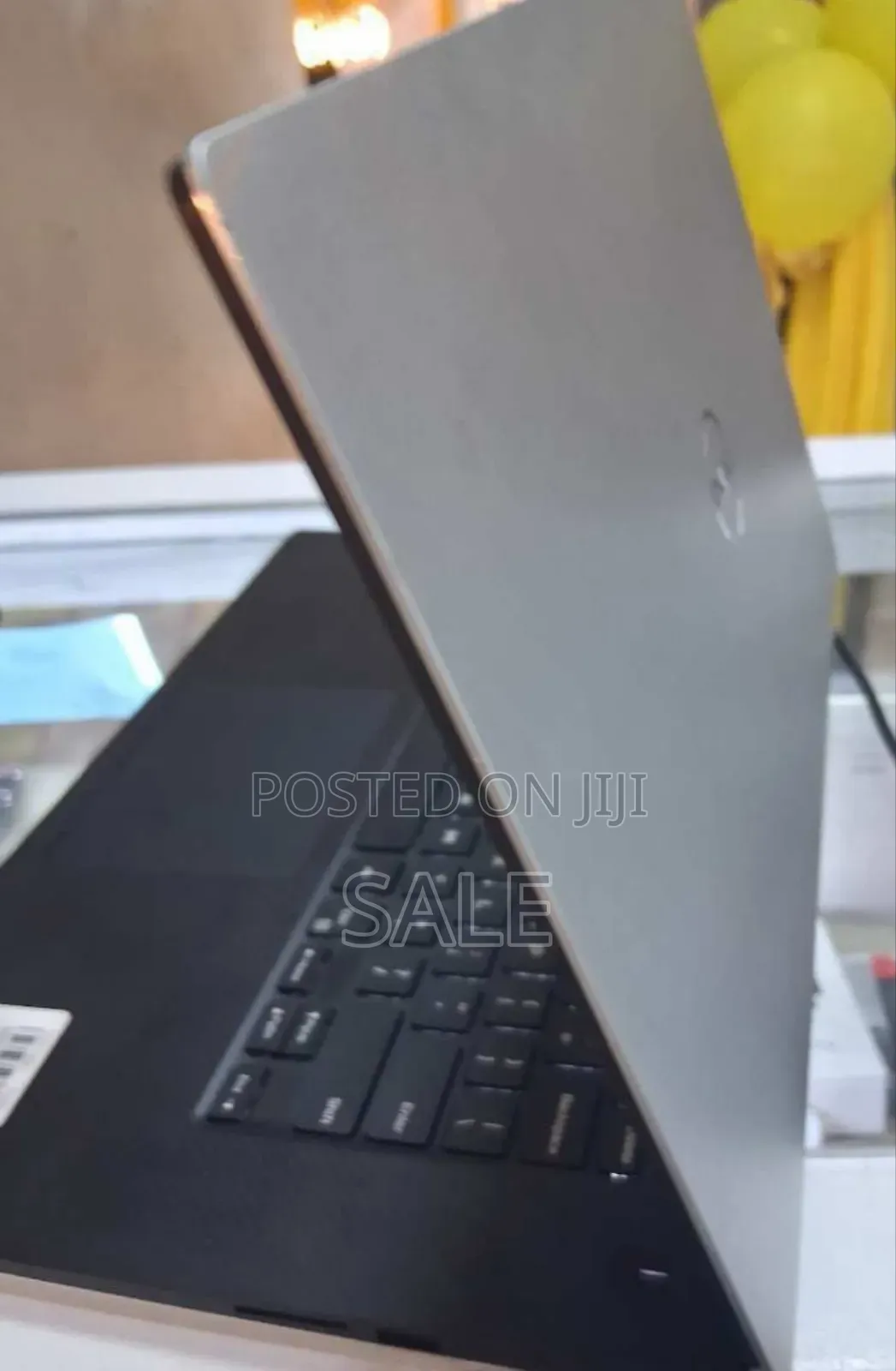 New Laptop Dell XPS 15 16GB Intel Core i7 SSD 512GB