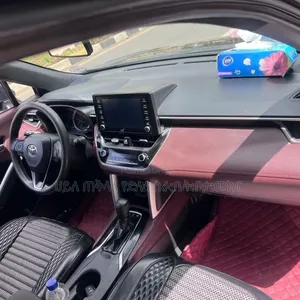Toyota Corolla Cross Hybrid 2023 Beige