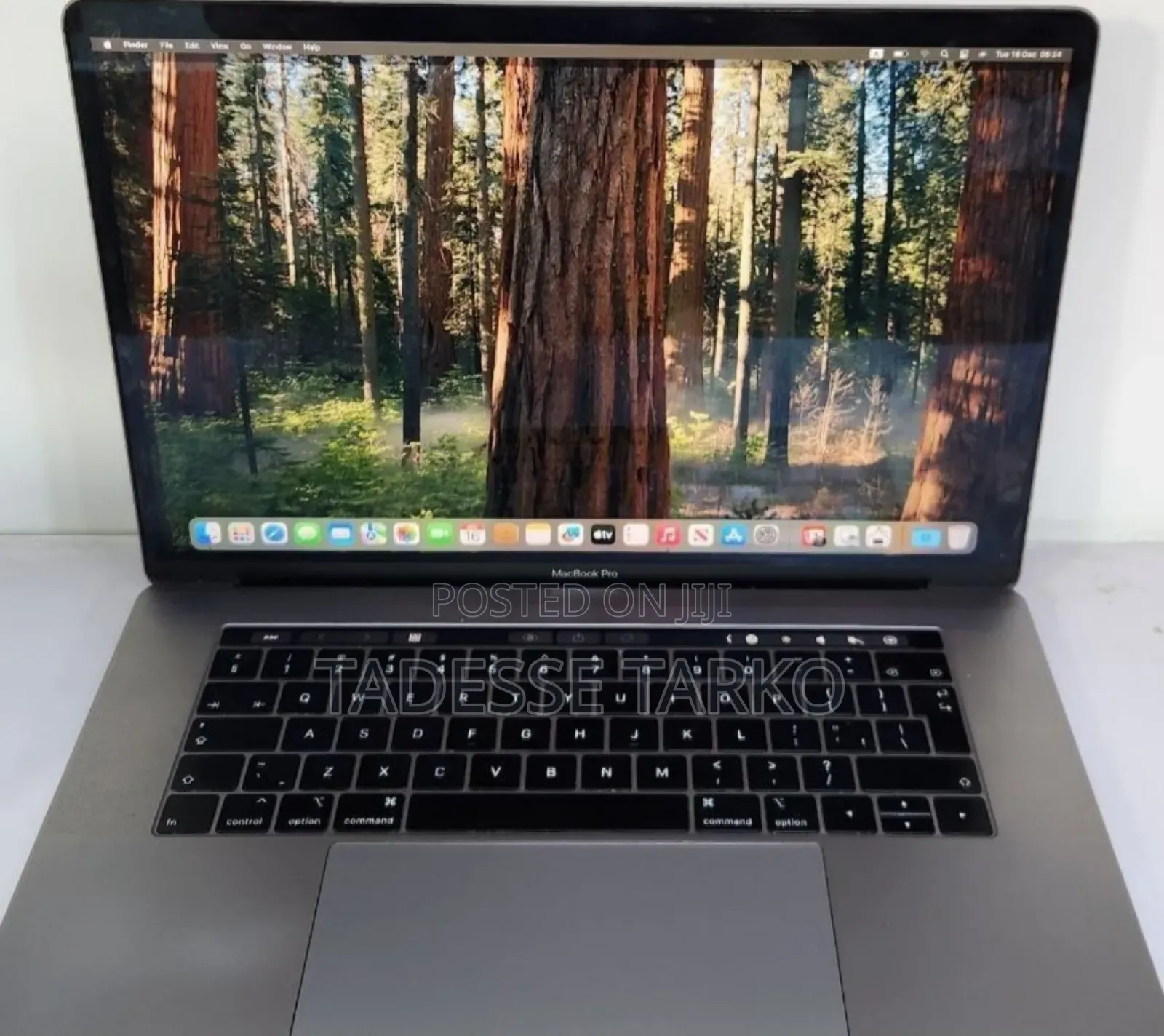 New Laptop Apple MacBook Pro 2019 32GB Intel Core i9 SSD 512GB