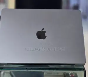 New Laptop Apple MacBook Pro 2021 M1 16GB Apple M1 Pro SSD 1T