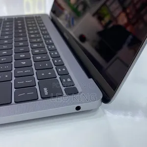 Laptop Apple MacBook 2020 8GB Intel Core i3 SSD 256GB