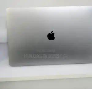 New Laptop Apple MacBook Pro 2018 32GB Intel Core i9 SSD 512GB