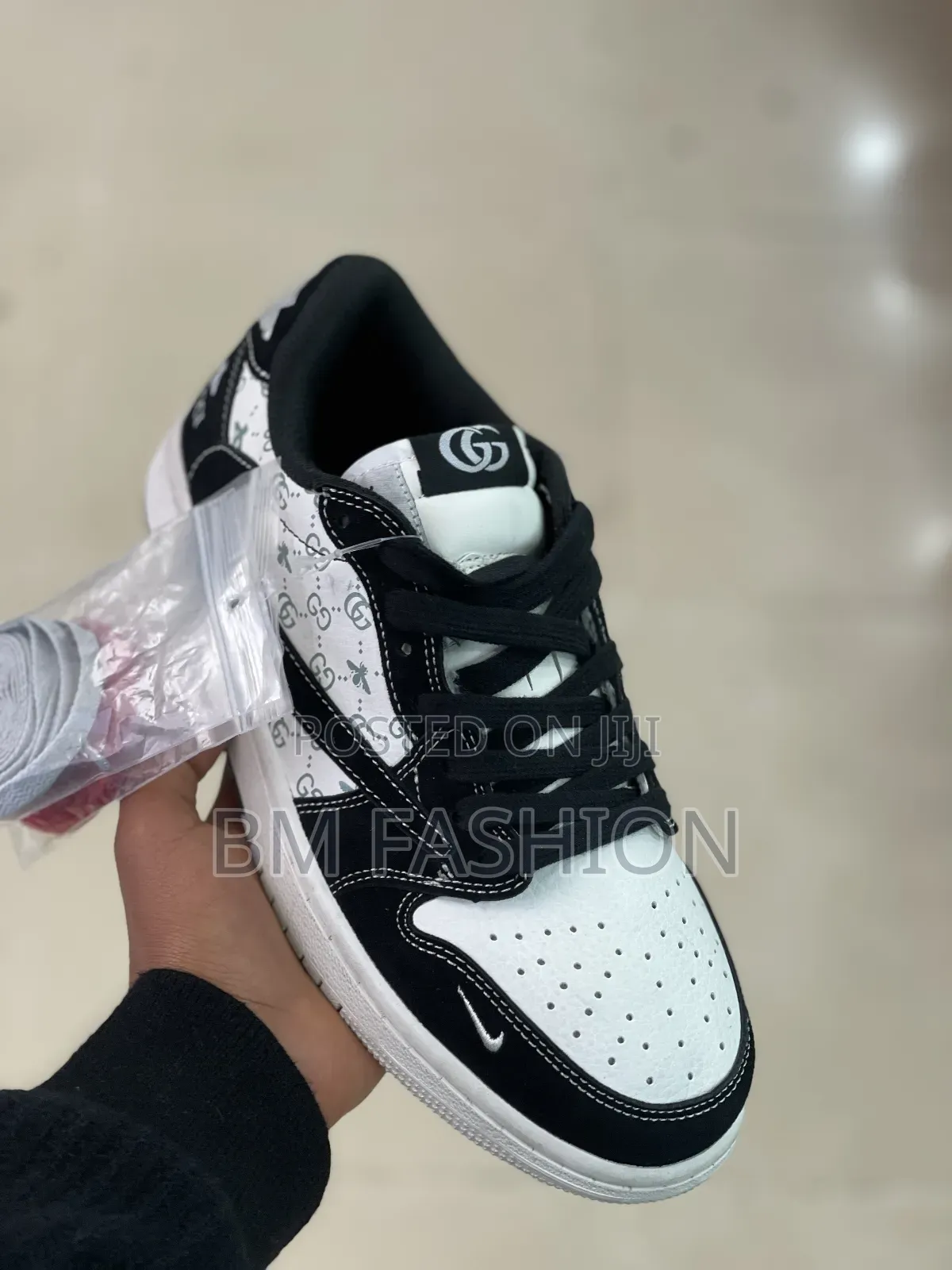 Designer Hybrid "Gucci Bee" Low-Top Sneakers