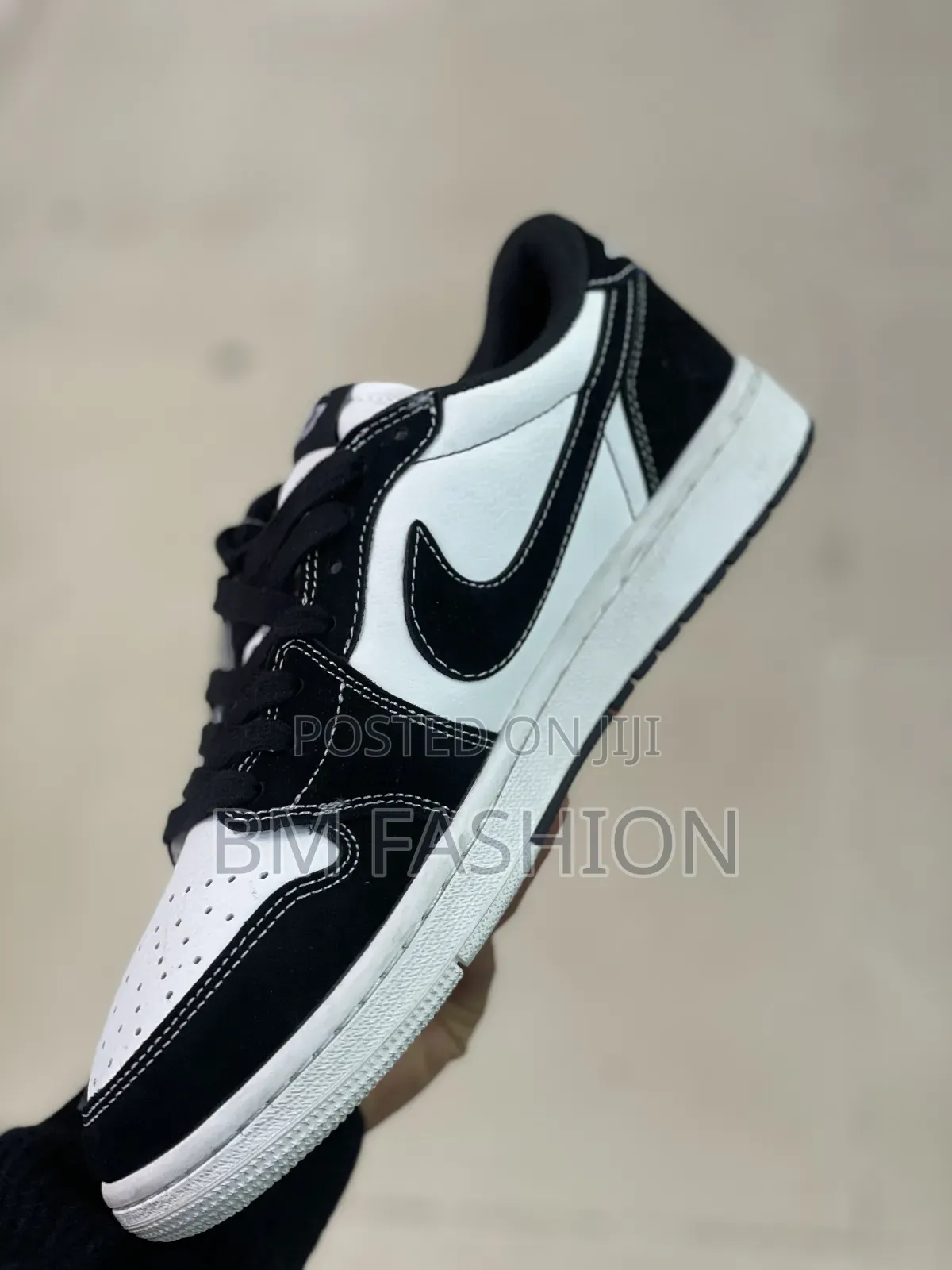 Designer Hybrid "Gucci Bee" Low-Top Sneakers