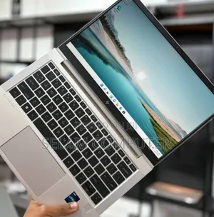New Laptop HP 630 16GB Intel Core i7 SSD 512GB