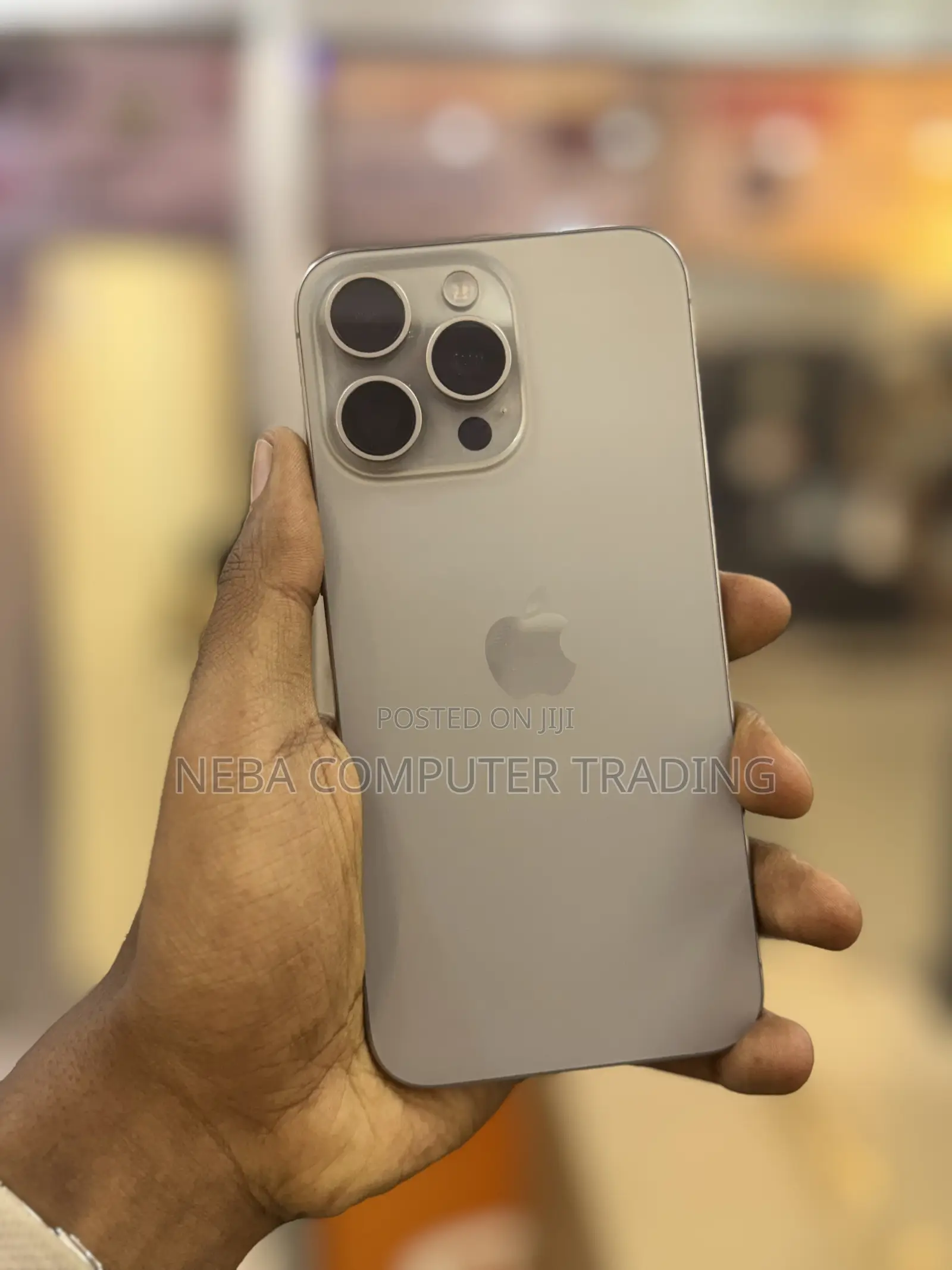 New Apple iPhone 15 Pro Max 256 GB Silver