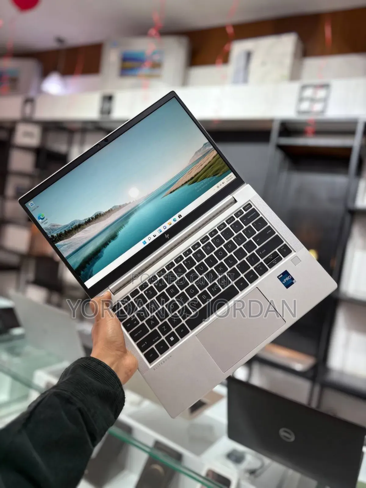 New Laptop HP 630 16GB Intel Core i7 SSD 512GB