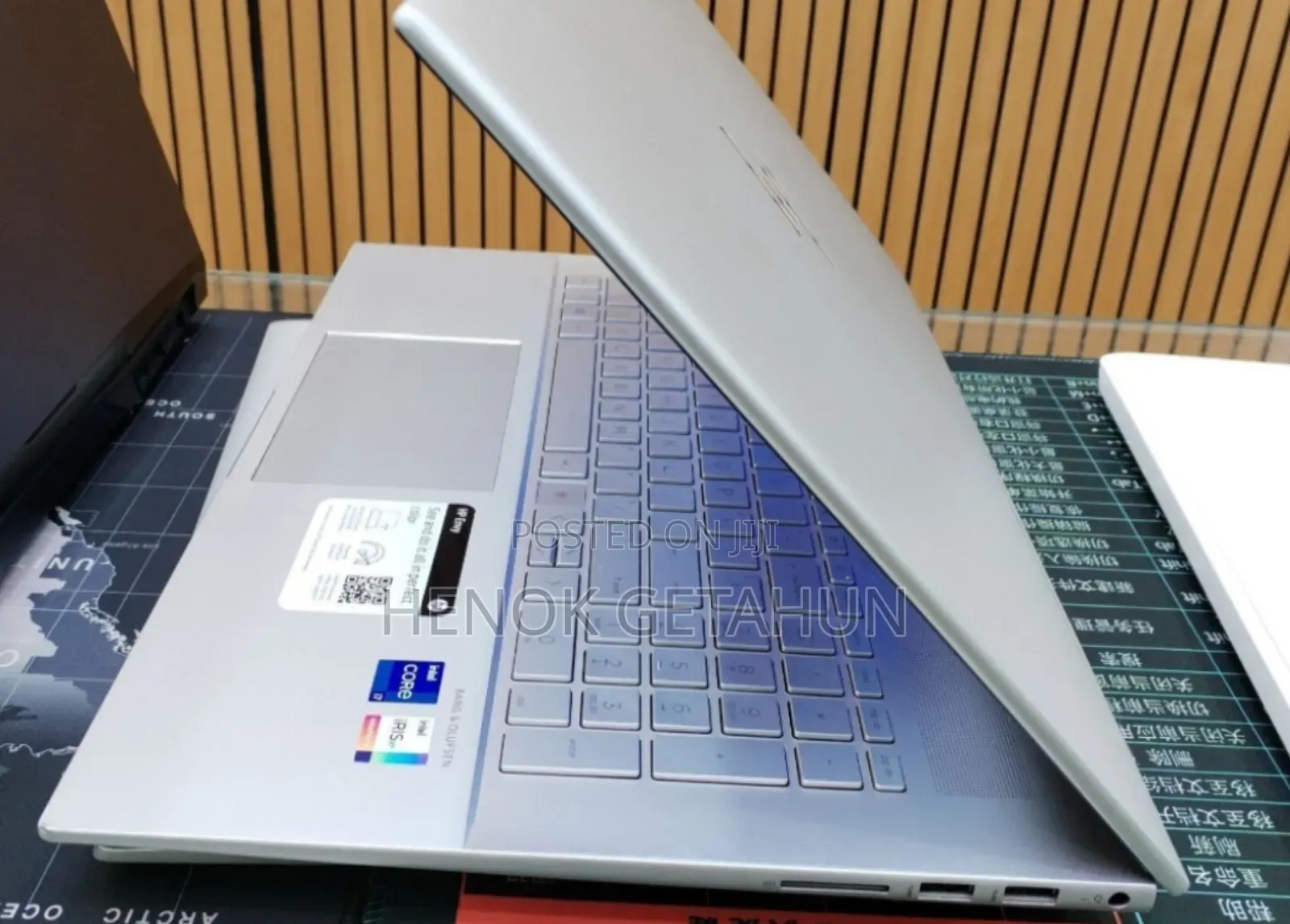 New Laptop HP Envy X360 12GB Intel Core i7 SSD 512GB