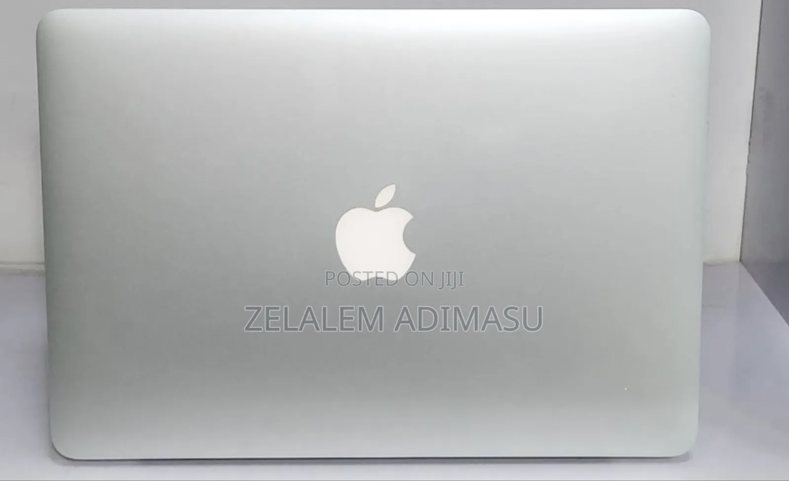 New Laptop Apple MacBook Pro 2015 16GB Intel Core i7 SSD 512GB