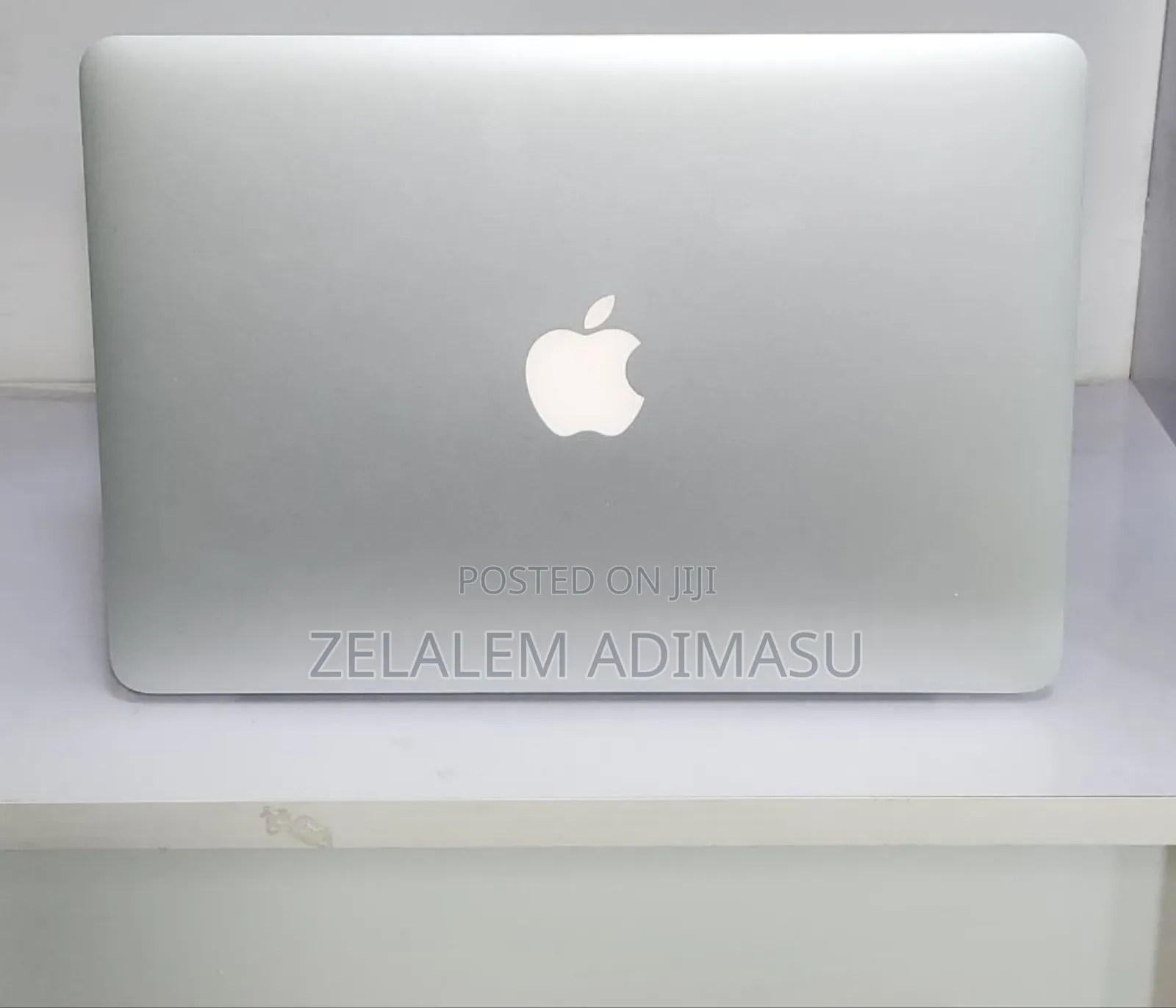 New Laptop Apple MacBook Pro 2015 16GB Intel Core i7 SSD 512GB