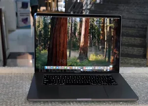 New Laptop Apple MacBook Pro 2019 16GB Intel Core i7 SSD 512GB