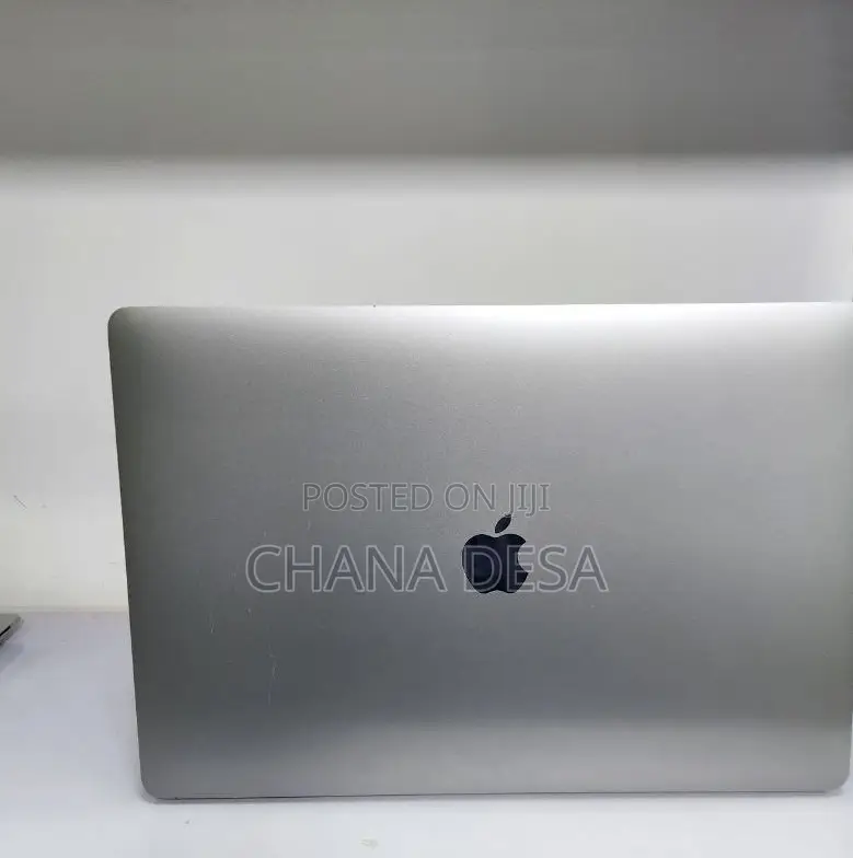 New Laptop Apple MacBook Pro 2016 16GB Intel Core i7 SSD 512GB