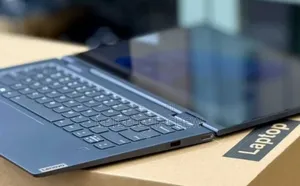New Laptop Lenovo Yoga 7i 16GB AMD Ryzen 7 SSD 512GB