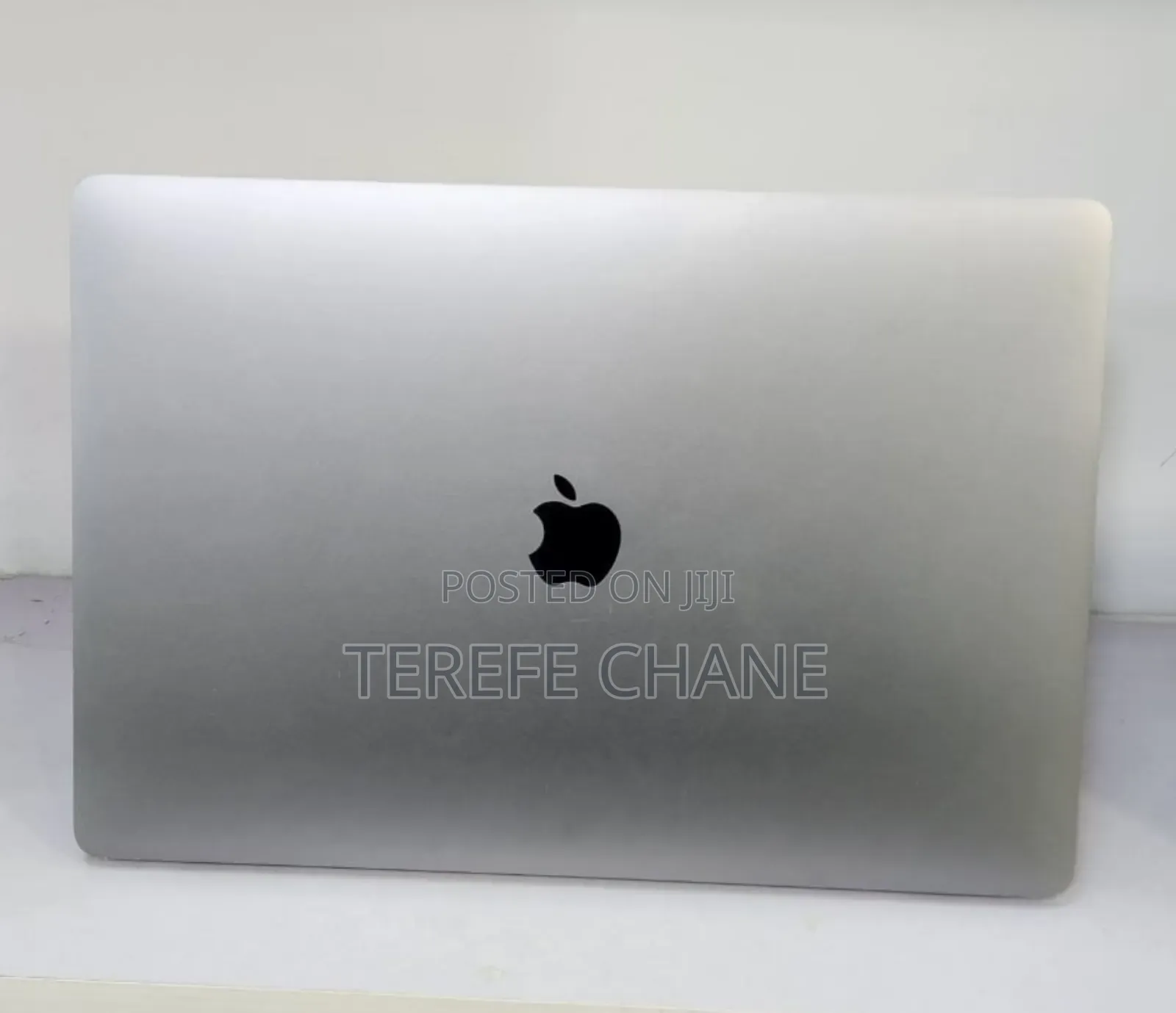 New Laptop Apple MacBook Pro 2018 32GB Intel Core i9 SSD 512GB