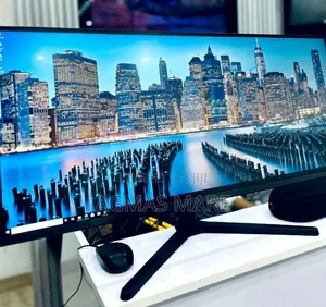Samsung 32” Curved Monitor – Immersive Stylish Displ