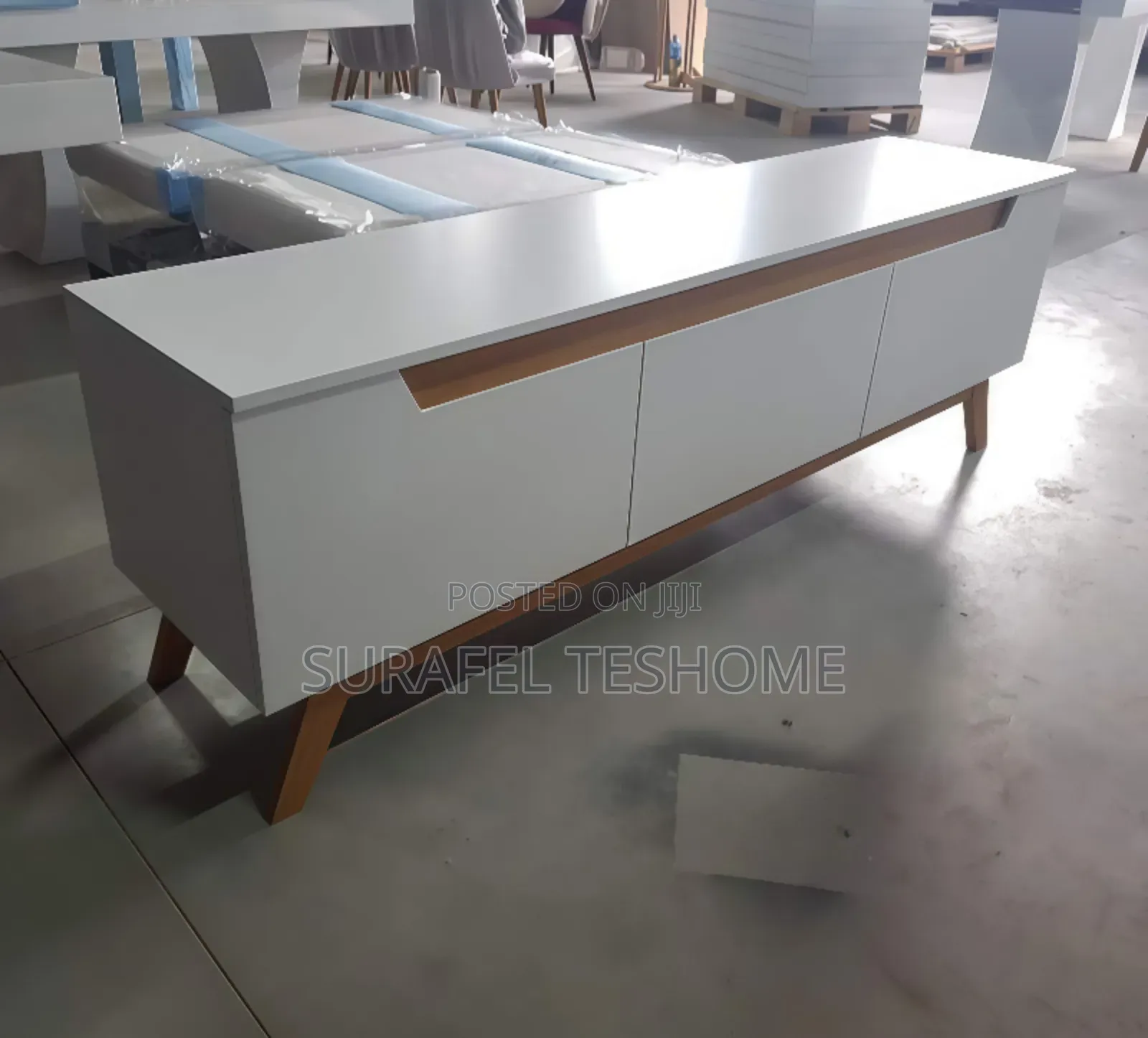 ቅንጡ ቲቪ ማስቀመጫ | Tv Stands | የኢፖክሲ ቲቪ ስታንዶች
