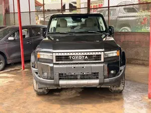 New Toyota Land Cruiser Prado 2.4 Hybrid 2025 Black