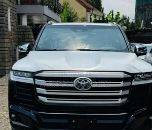 New Toyota Land Cruiser 2025 Black