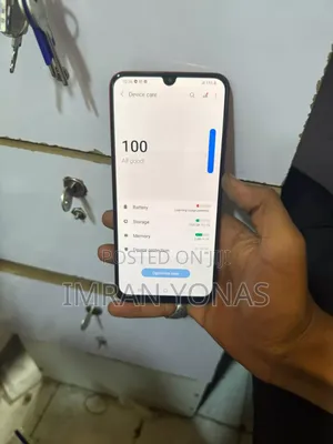 Samsung Galaxy A30 64 GB Red