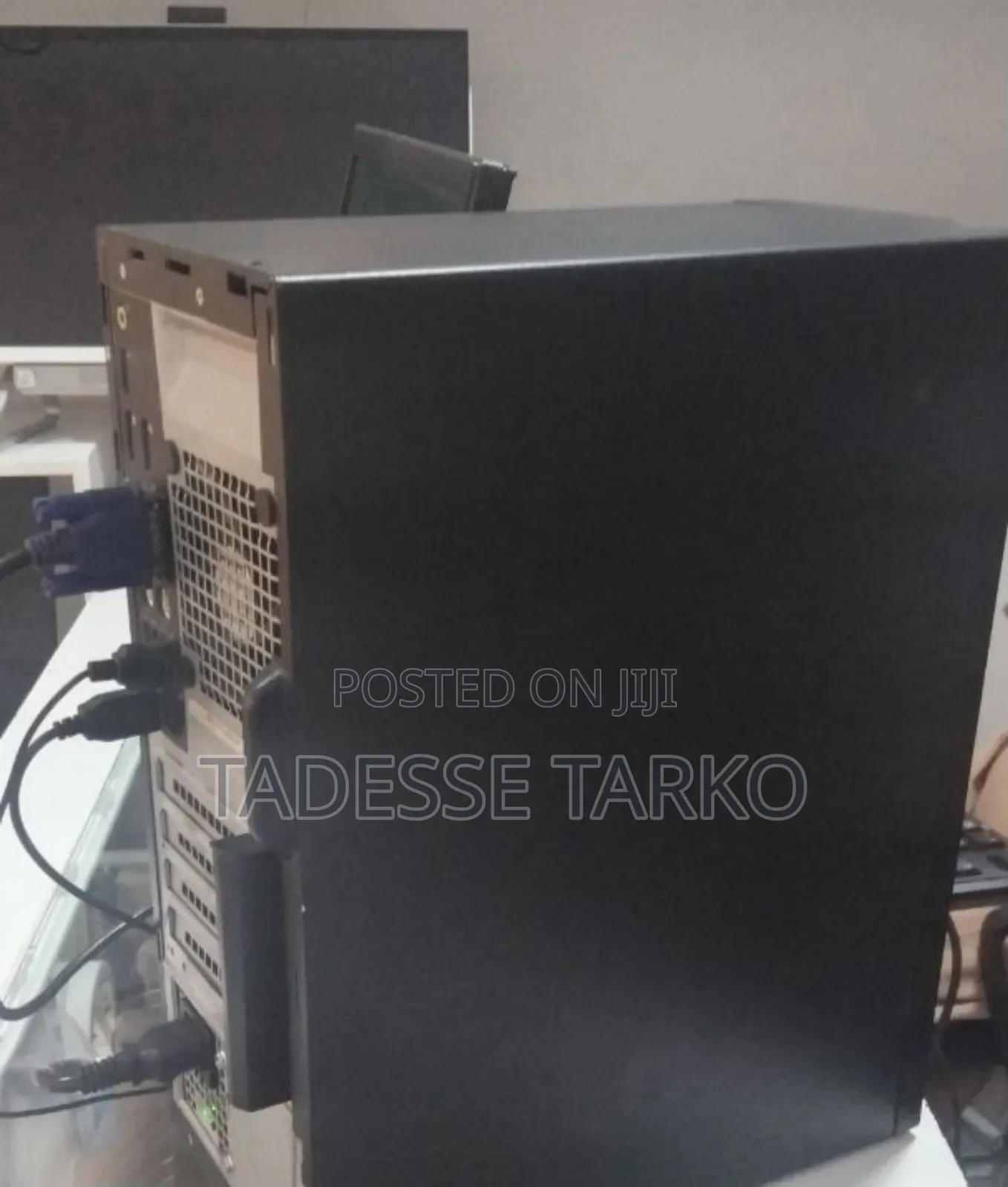 New Desktop Computer Dell OptiPlex 7040 8GB Intel Core i7 HDD 1T