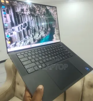 New Laptop Dell XPS 15 16GB Intel Core i7 SSD 512GB