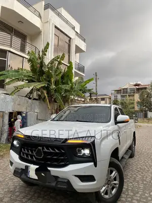 New Sinotruk Howo 2025