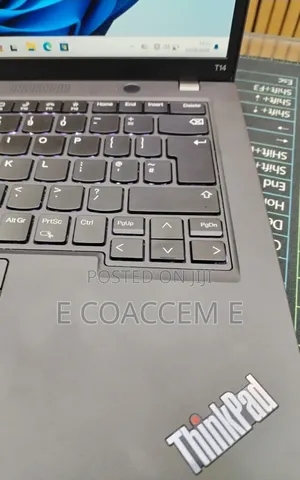 New Laptop Lenovo ThinkPad T14 8GB Intel Core i7 SSD 512GB