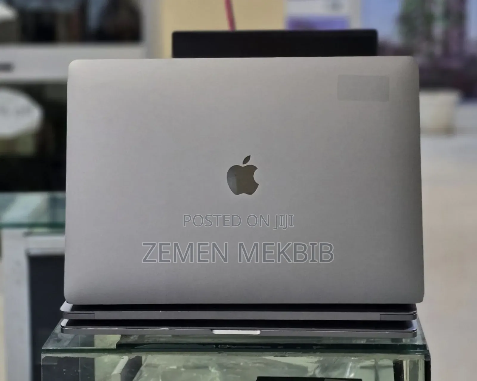 New Apple MacBook Pro 2017 16GB Intel Core i7 SSHD (Hybrid) 512GB