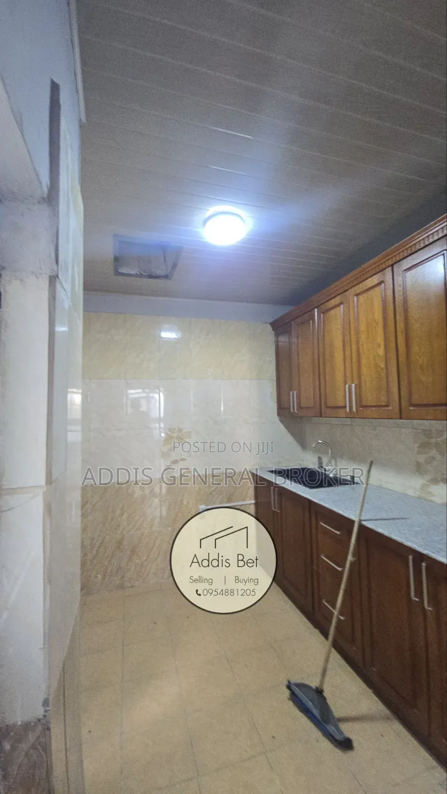 3bdrm House in Lebu, Nifas Silk-Lafto for sale