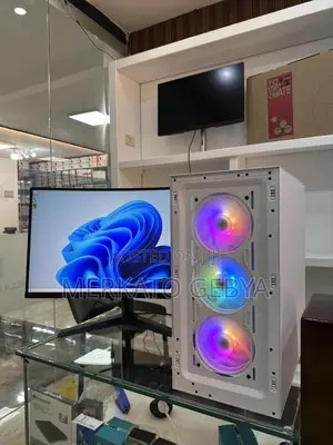 New Desktop Computer Dell Alienware Area-51 32GB Intel Core i7 SSD 1T