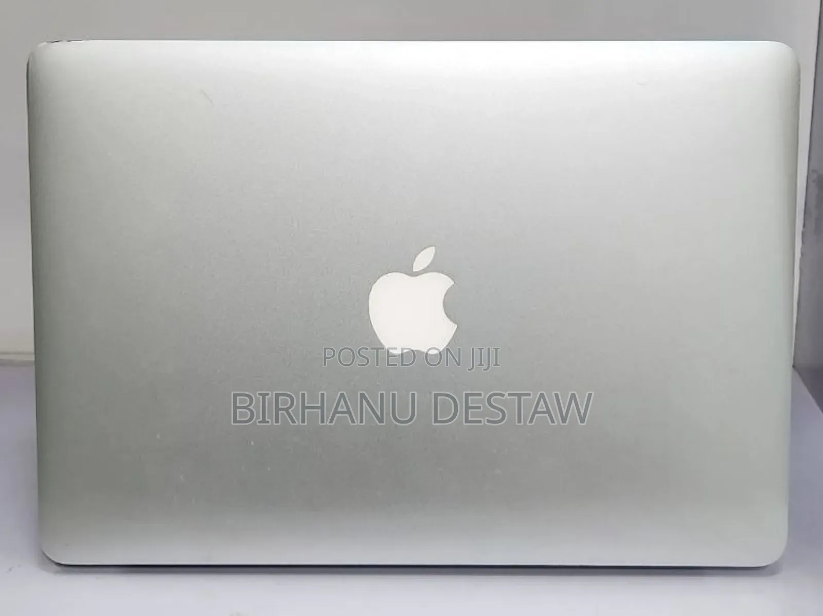 New Laptop Apple MacBook 2015 8GB Intel Core i5 SSD 128GB