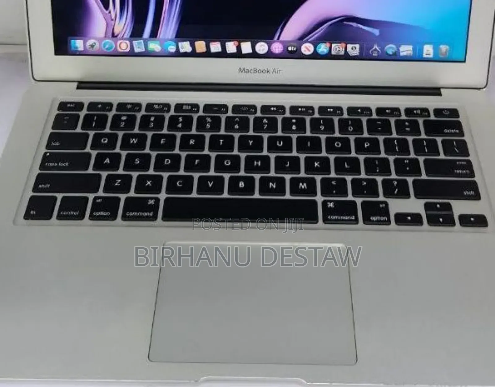 New Laptop Apple MacBook 2015 8GB Intel Core i5 SSD 128GB