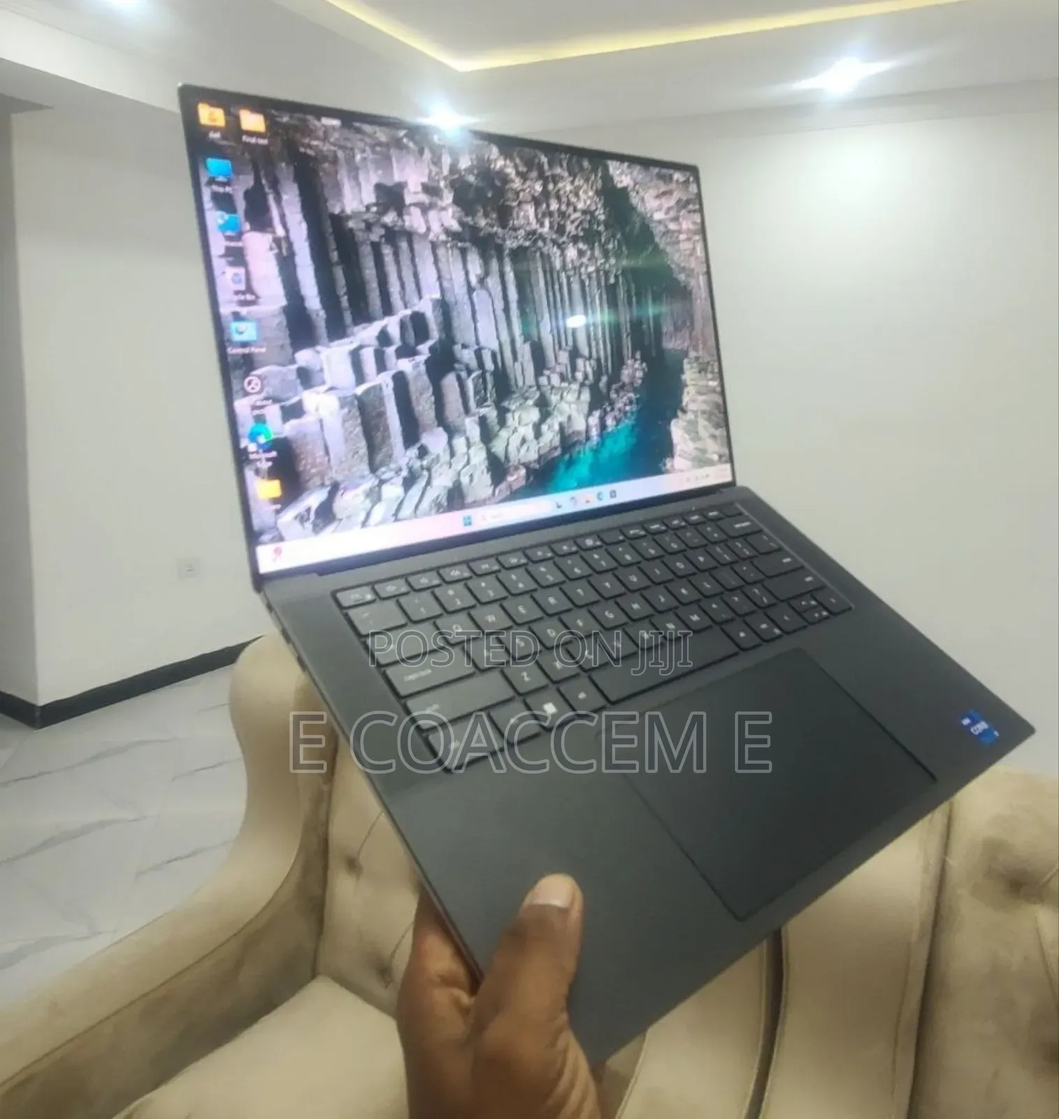 New Laptop Dell 16GB Intel Core i7 SSD 512GB